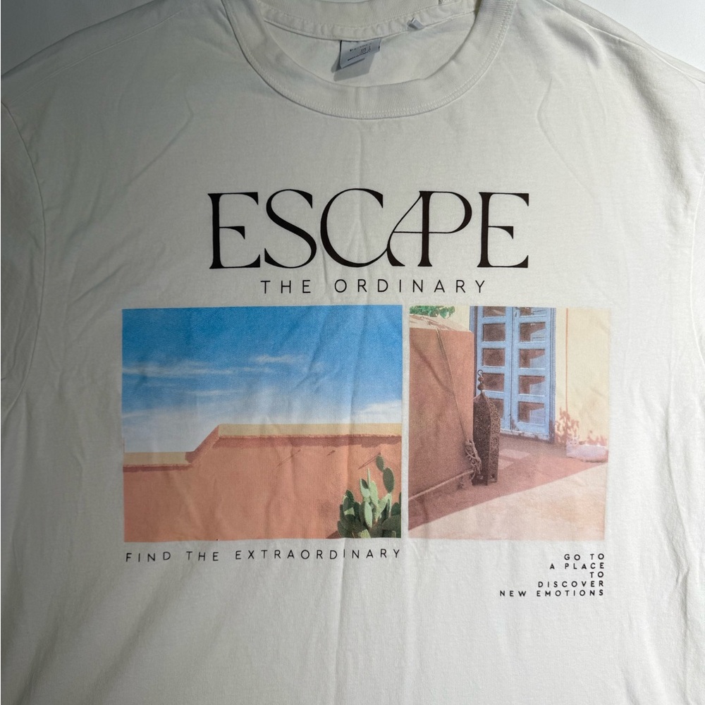 Bershka Cream Graphic Tee